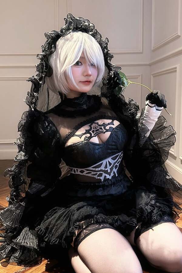 gái xinh vú to cosplay 28