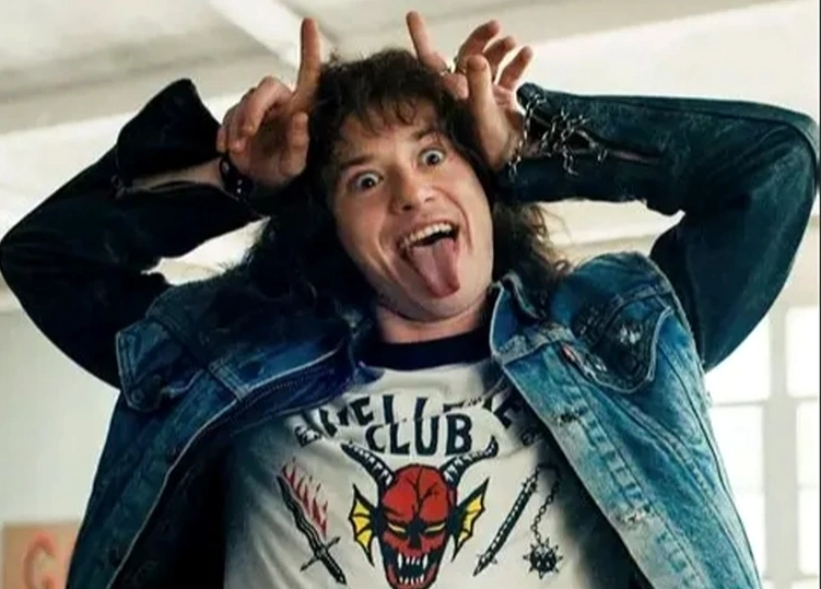 Hình ảnh đại diện cho nhân vật Steve Harrington