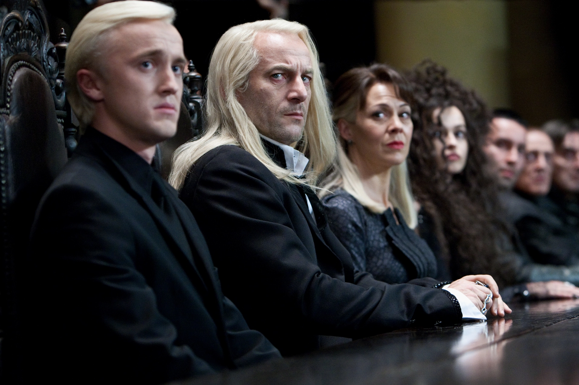 4 đời nhan sắc nhà Malfoy trong Harry Potter: Có phản diện nào đẹp thế này không?- Ảnh 2.