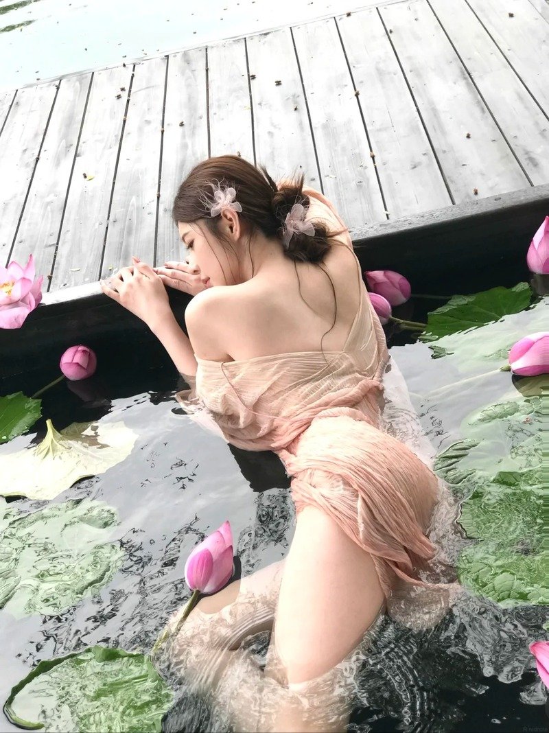 ảnh gái múp 15