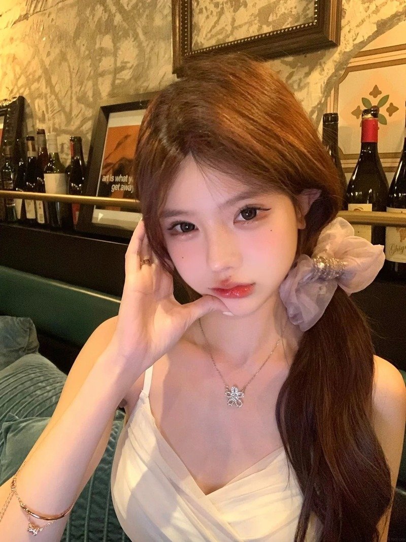 ảnh gái xinh cute che mặt