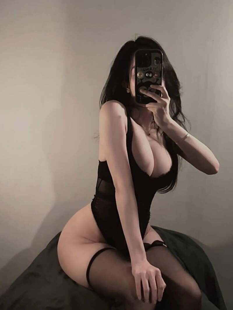 gái xinh dâm 9