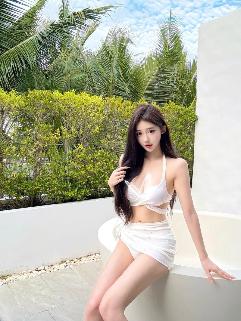 gái xinh trung quốc mặc bikini đẹp 4
