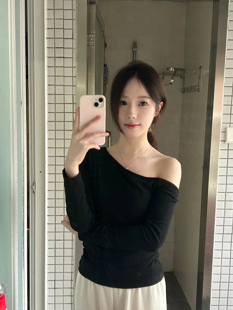 gái xinh tự sướng 11